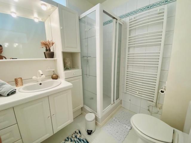 Apartamento Chez Virginie Agreable Centre Parking Ruan Exterior foto