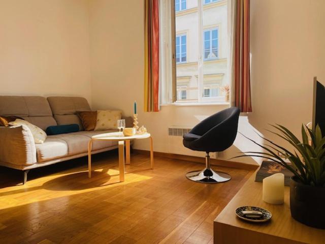 Apartamento Chez Virginie Agreable Centre Parking Ruan Exterior foto