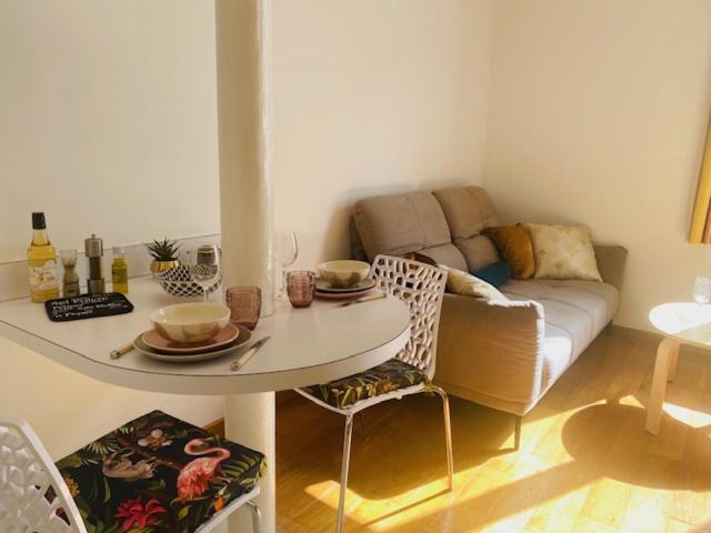 Apartamento Chez Virginie Agreable Centre Parking Ruan Exterior foto